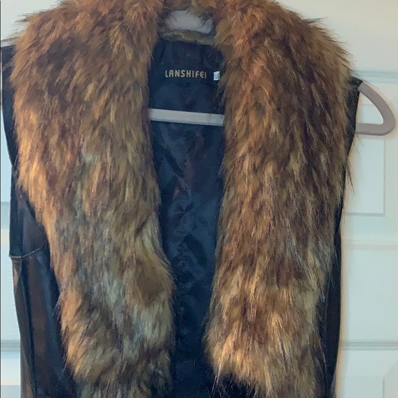 Lanshifei fur and faux leather vest - Picture 7 of 12